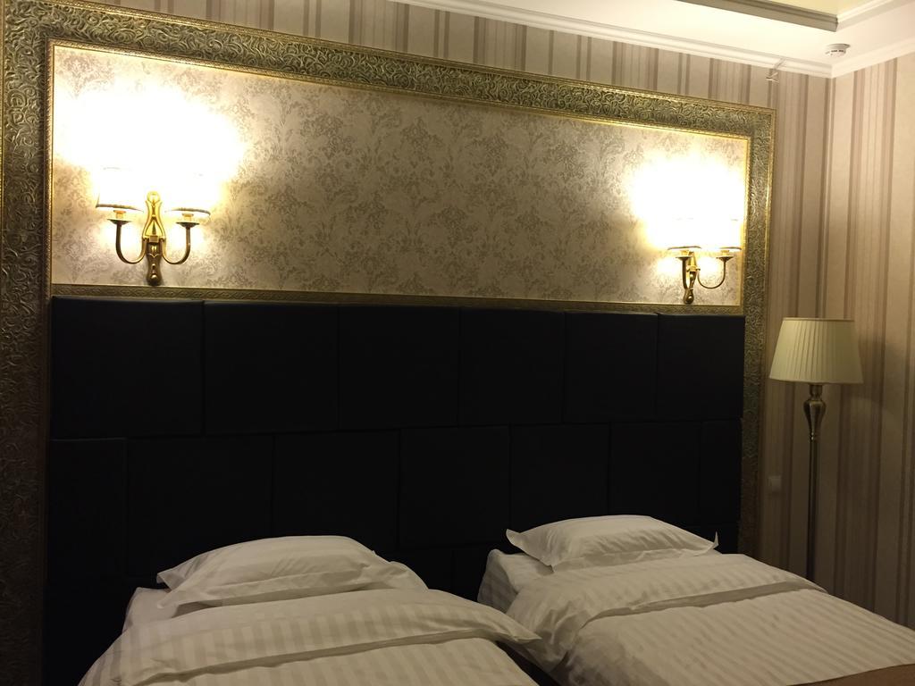 Astor Hotel & Spa Bishkek Exterior foto