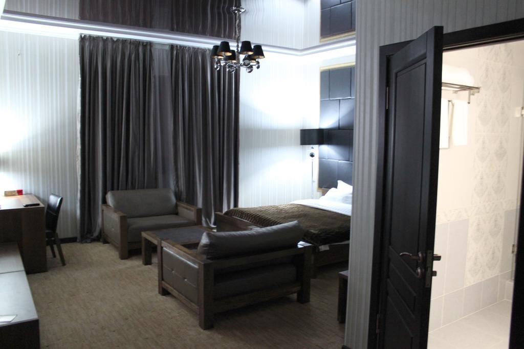 Astor Hotel & Spa Bishkek Exterior foto