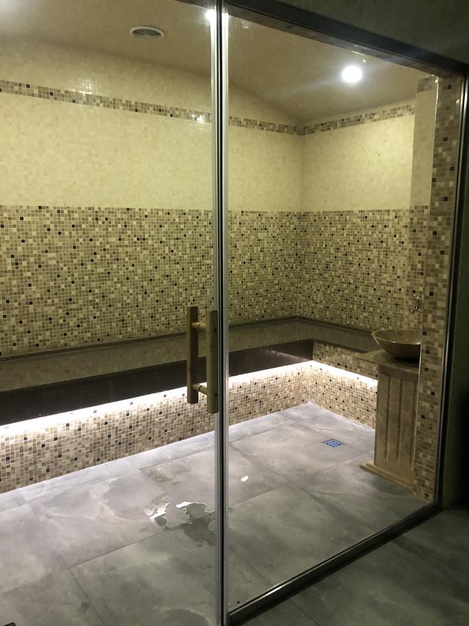 Astor Hotel & Spa Bishkek Exterior foto